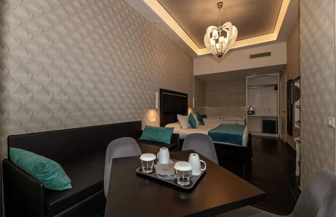 Luna Luxury Bed And Breakfast-1