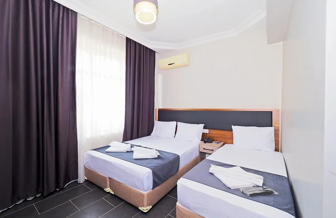 Diamond Hotel-1