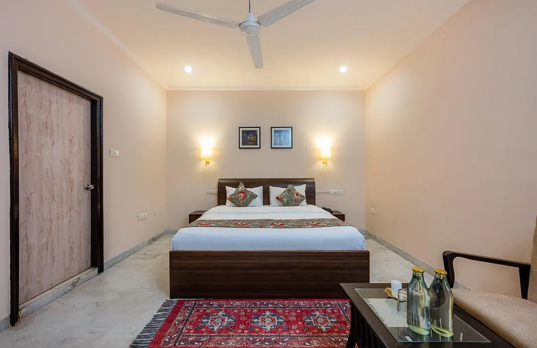 Nine Palms Resort-1