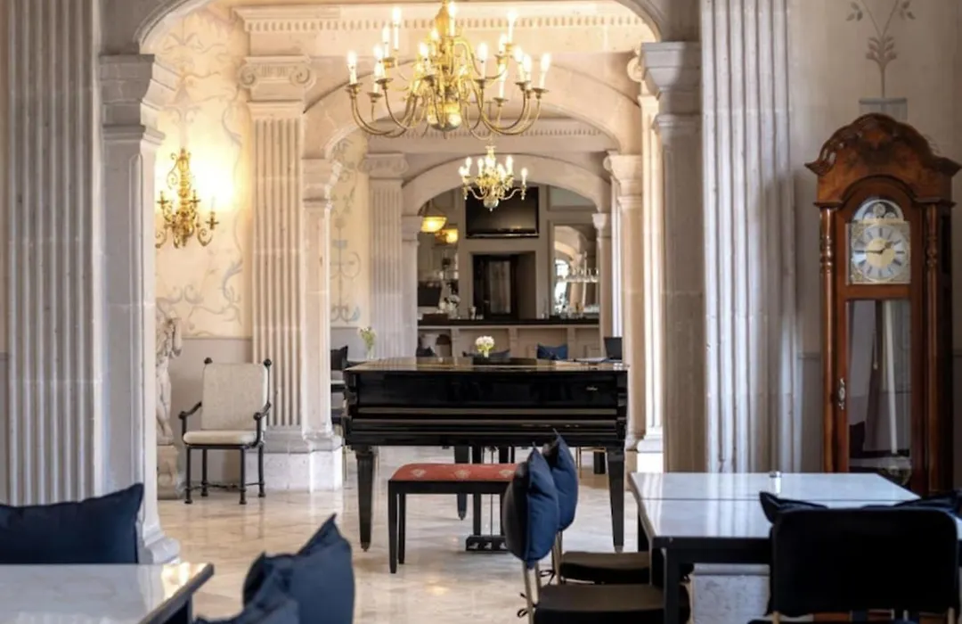Hotel Alameda Grand-1