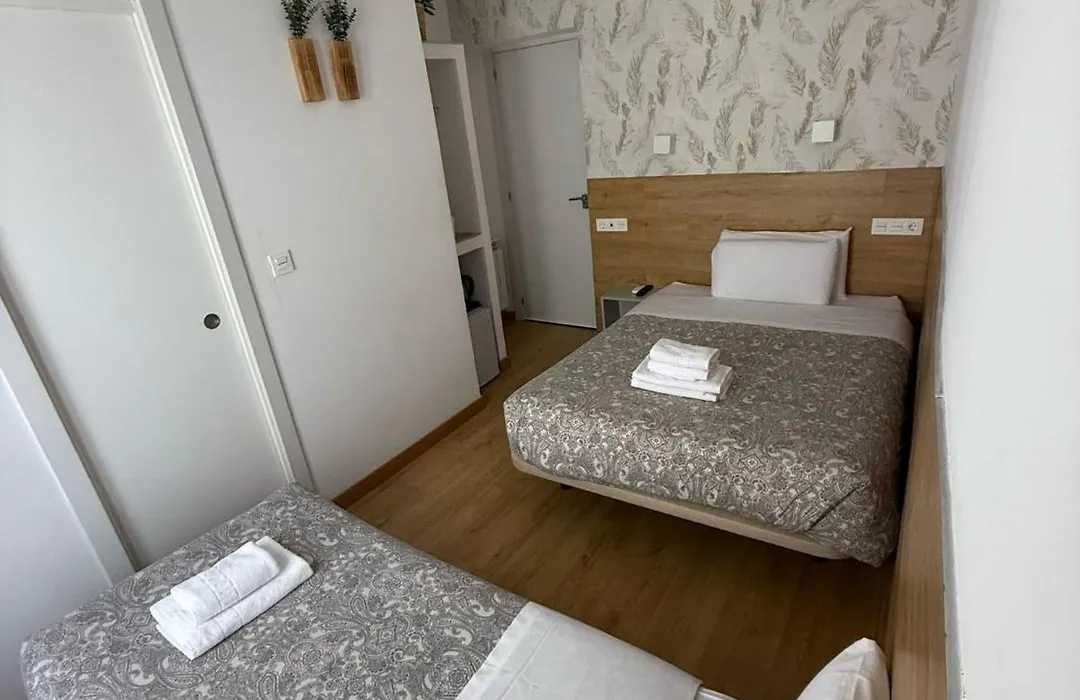 Hostal A Nuestra Senora De La Paloma-1