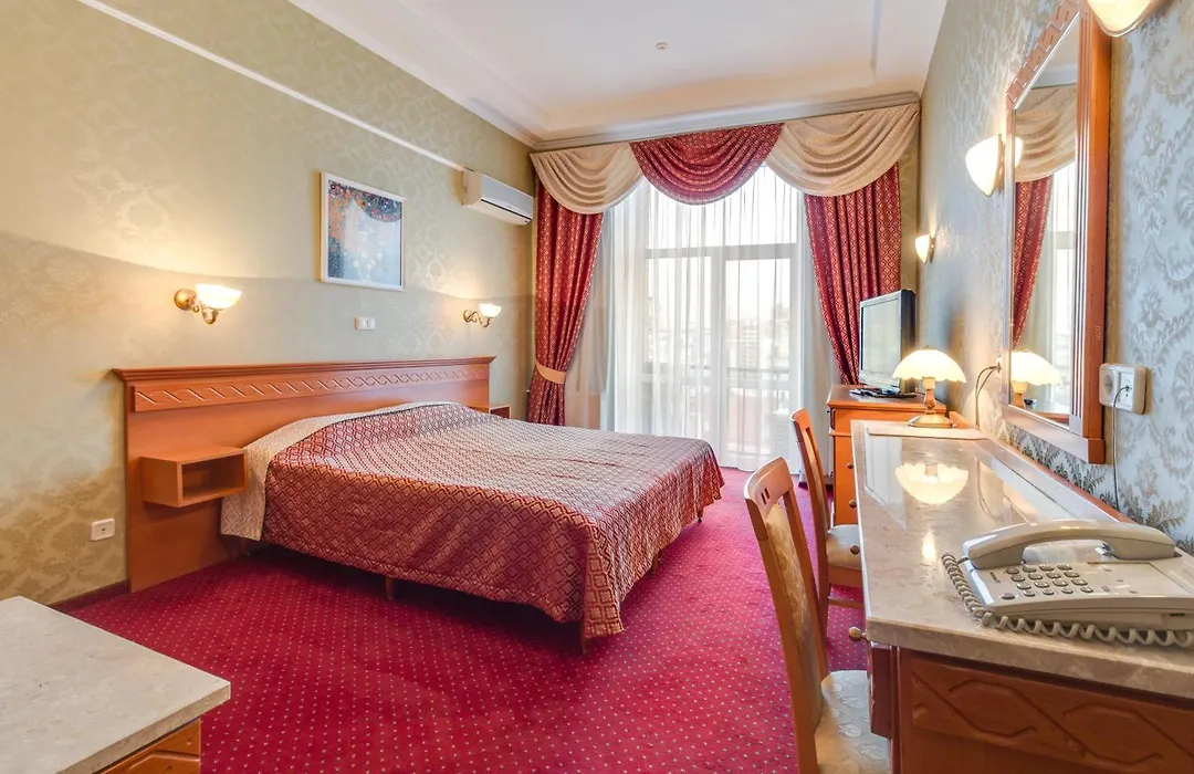 Ukraine Hotel-1