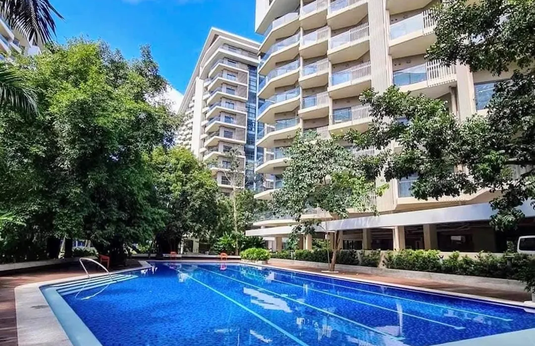 Brenttstaycation At Tambuli Living Tower C And D, 10D Unit-1
