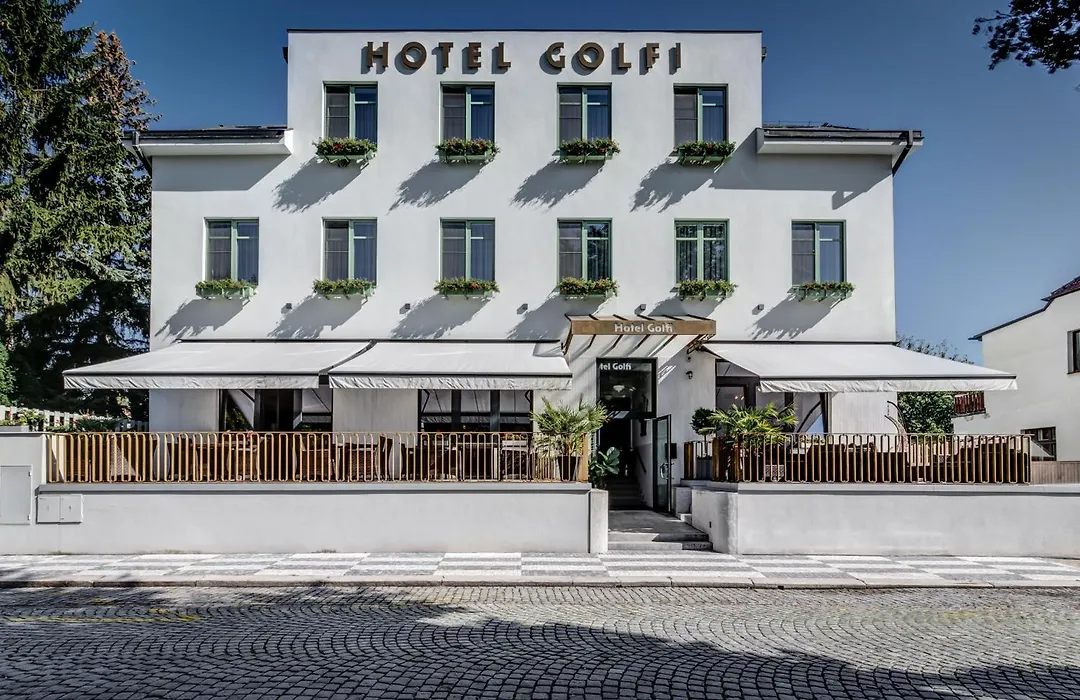 Hotel Golfi-1