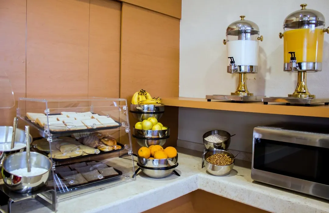 Holiday Inn Express Morelia Centro Historico-1