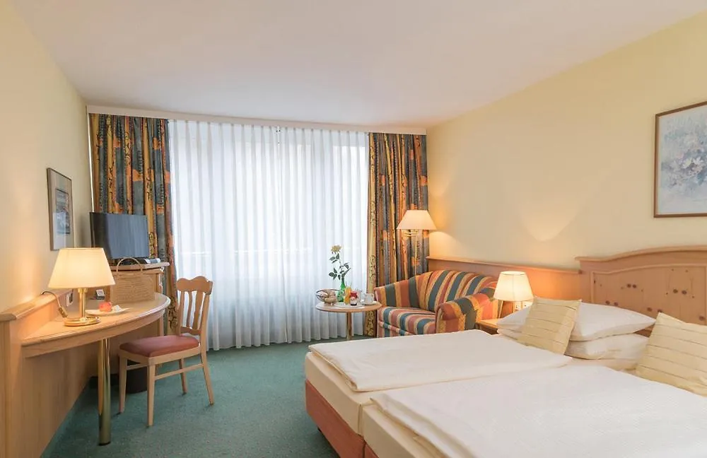 Hotel Holl-1