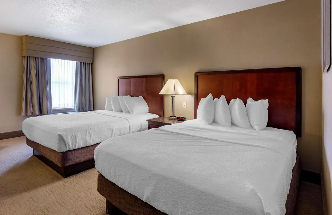 Best Western Plus Inn At Hunt Ridge-1