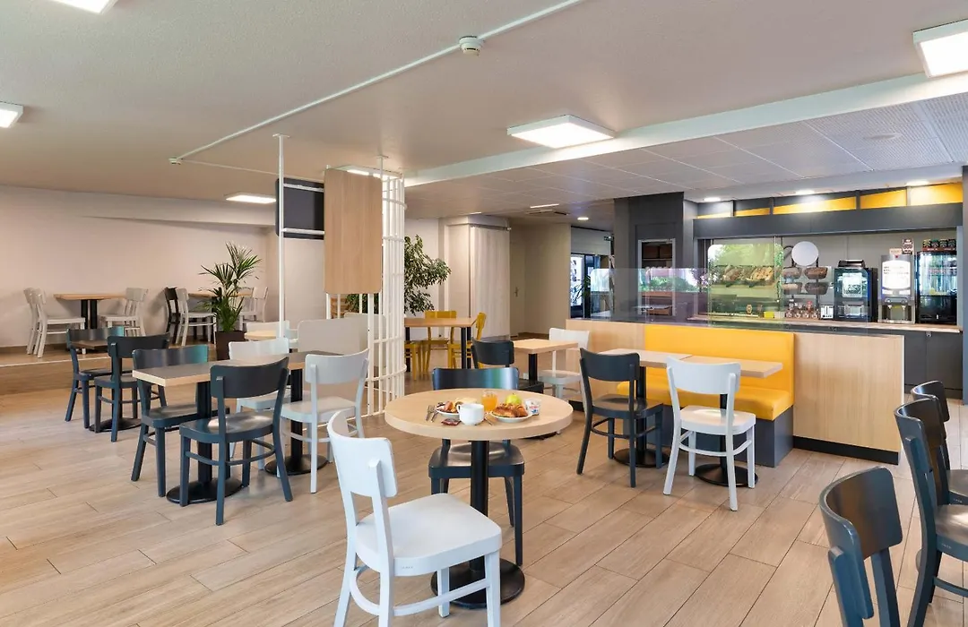 B&B Hotel Lyon Centre Monplaisir-1