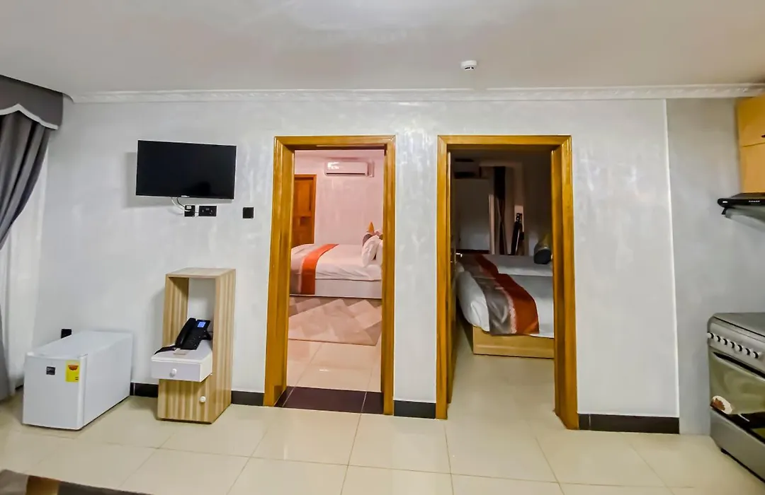 The B Hotel-1