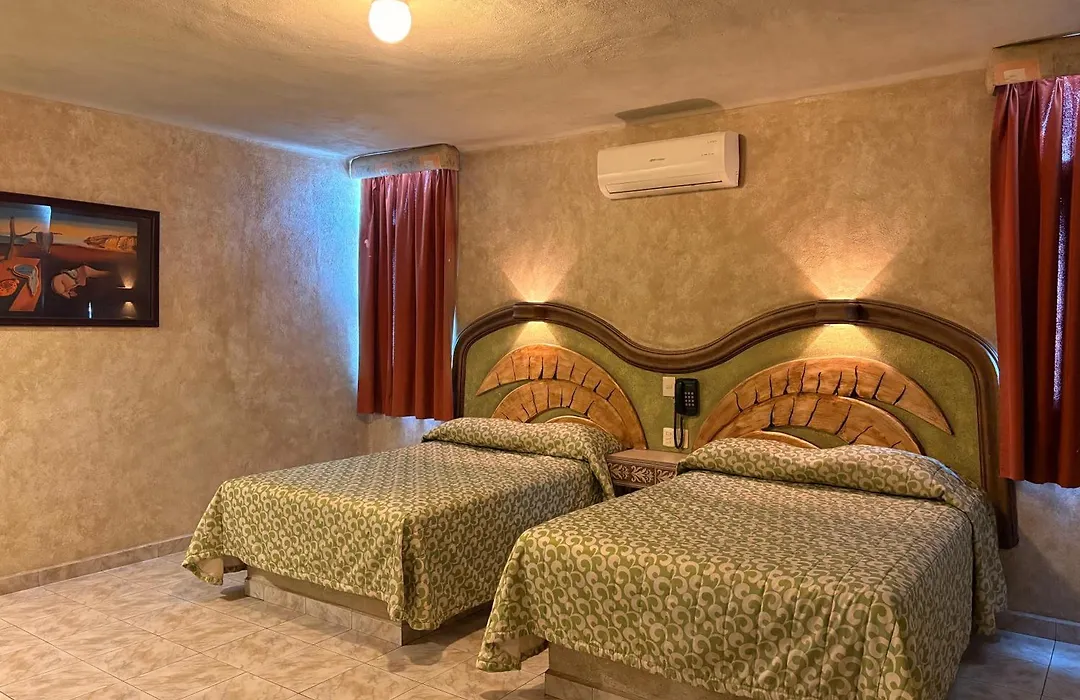 Hotel Tampico-1
