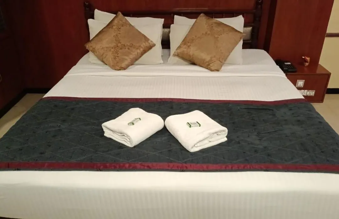 Hotel Aryaas Ressidence-1