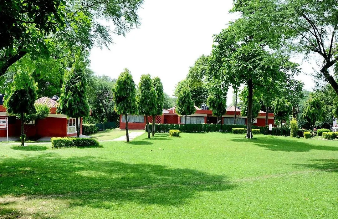 Hermitage Huts-1