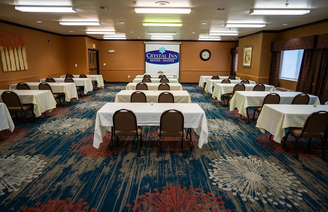 Crystal Inn Hotel & Suites - Midvalley-1