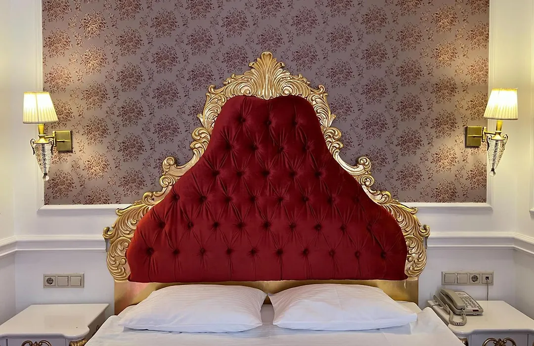Royal Grand Hotel-1