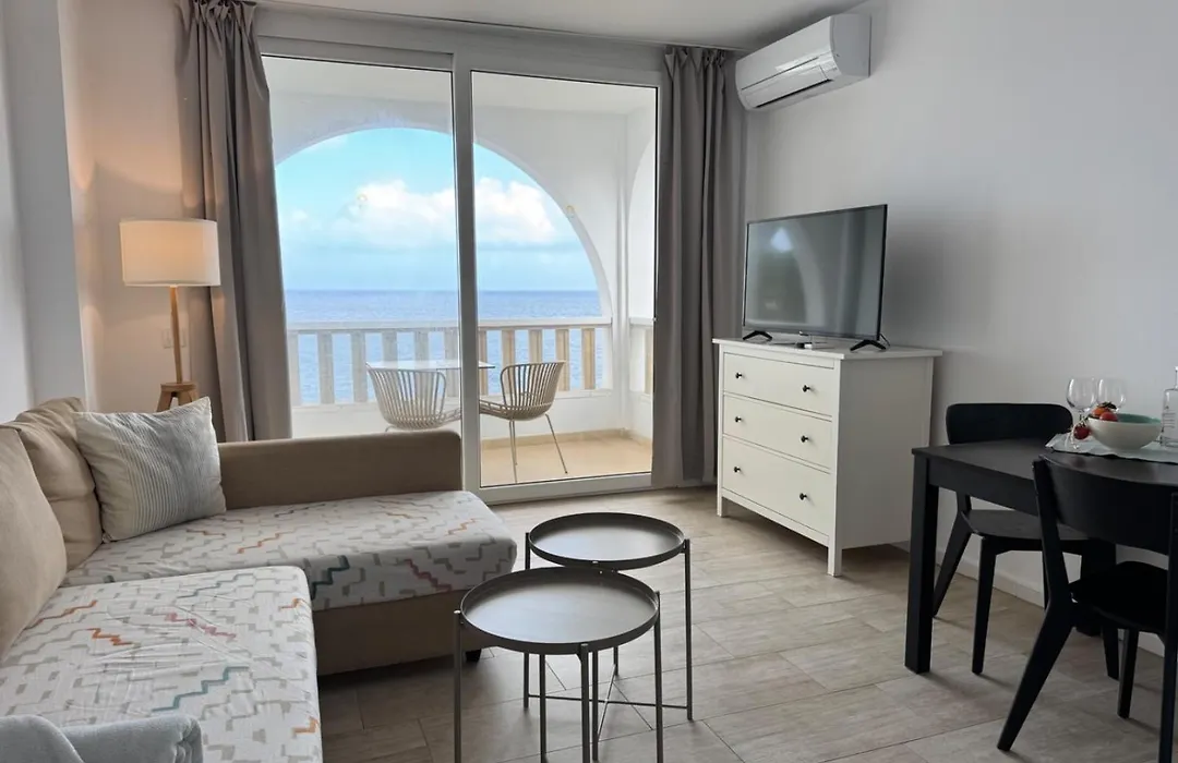 Orange Colom - Seaside Apartments-1