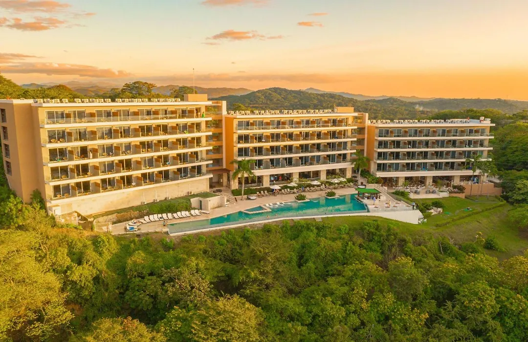 Wyndham Tamarindo-1