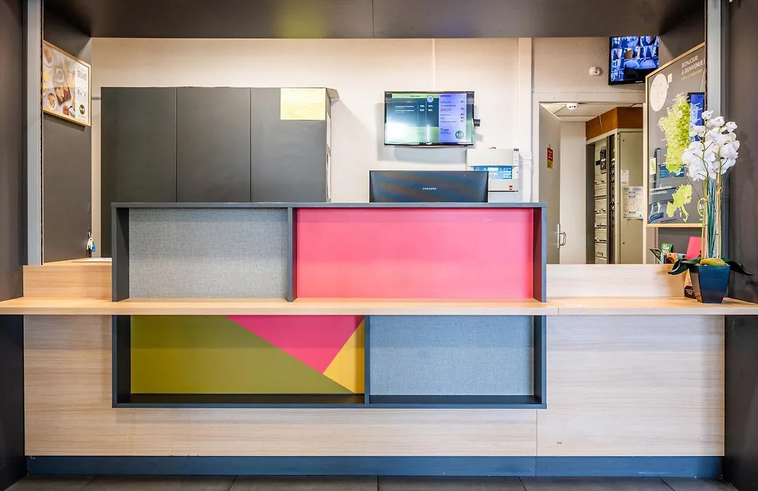 B&B Hotel Chambery La Cassine-1