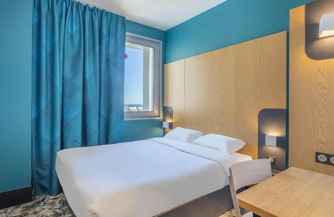 B&B Hotel Marseille Les Ports-1