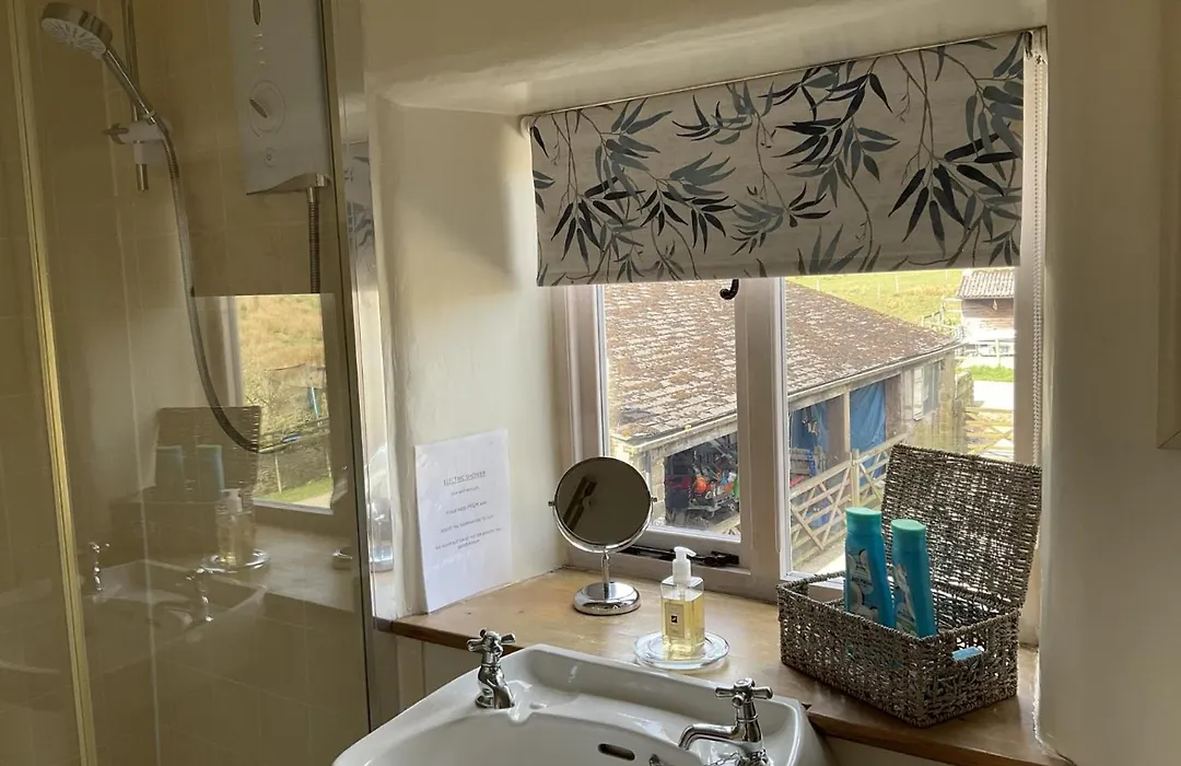 Loadbrook Cottages-1