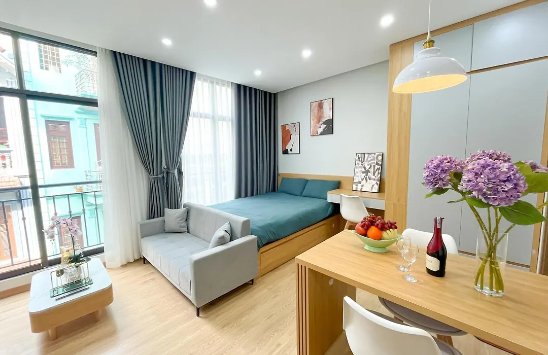 Amazing Housing Lac Long Quan-1