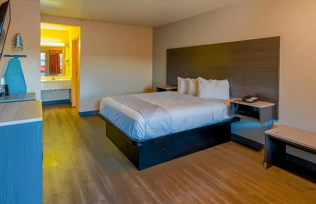 Oyo Hotel Yoakum West-1