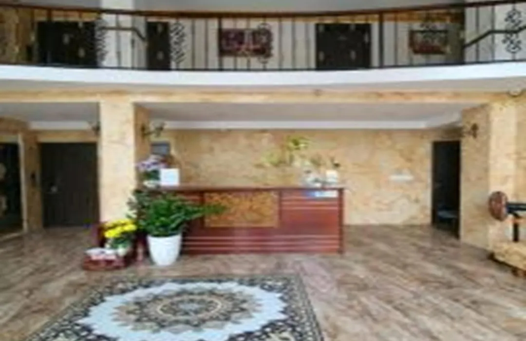 Collection O Emerald Luxury Apartment - Near Secc-1