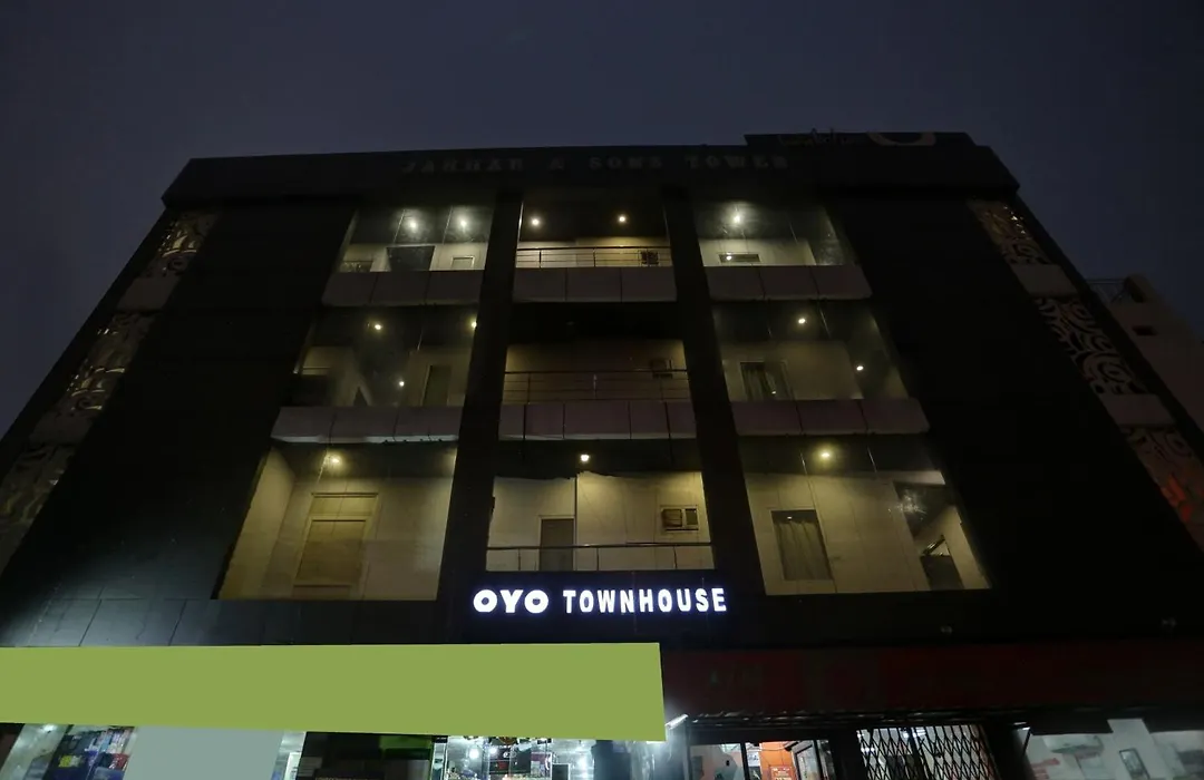 Townhouse Nangal Raya Pankha Road-1