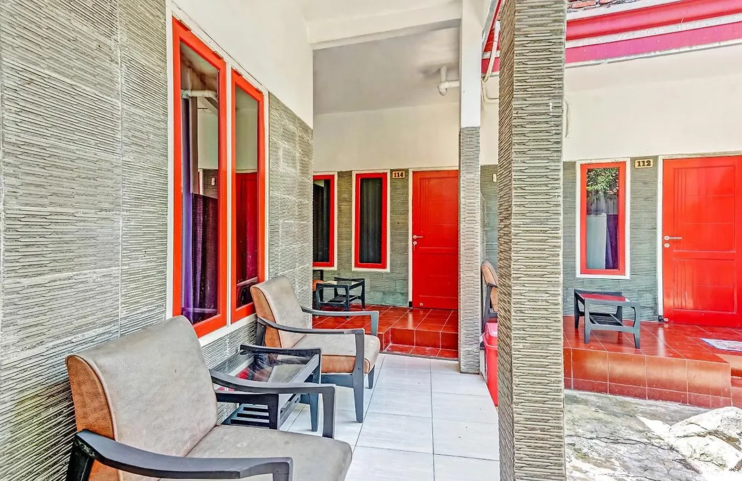 Hotel O Kalimantan Surabaya Syariah-1