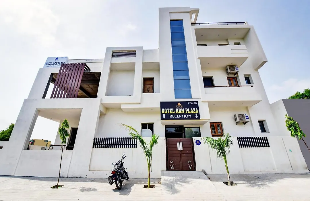 Hotel O Arn Plaza-1