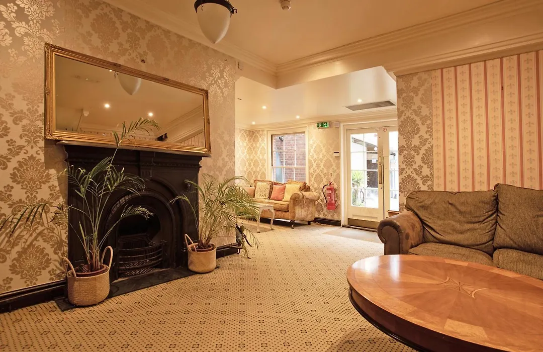Great White Horse Hotel-1