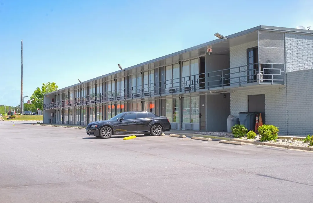 Masters Inn Selma Smithfield I-95 By Oyo-1