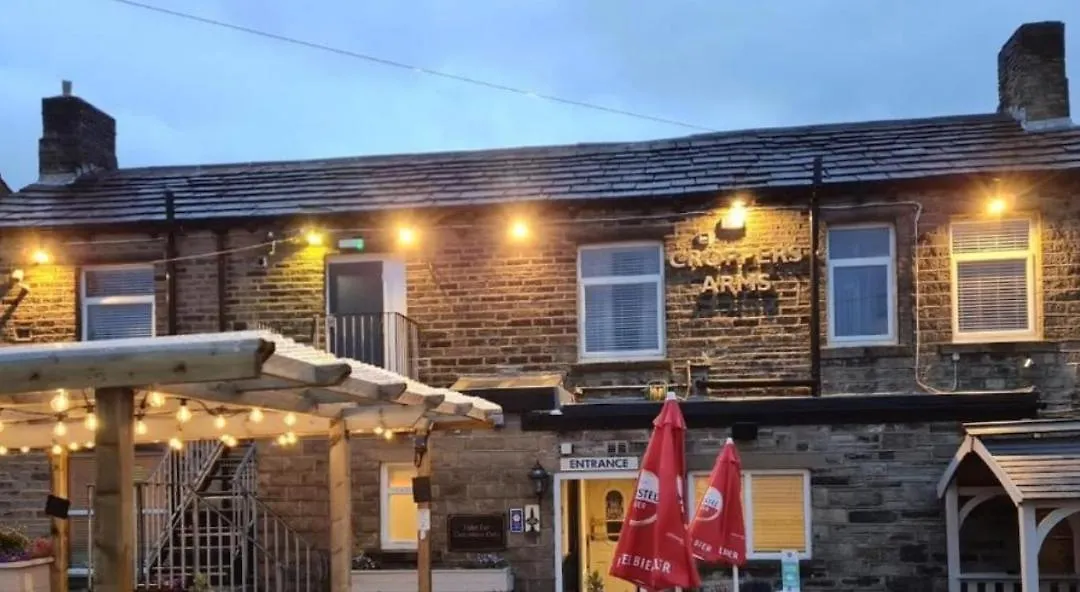Oyo The Croppers Arms-1
