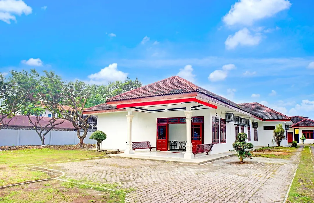 Hotel O Krakatau Near Universitas Muhammadiya Sumatra Utara UMSU-1