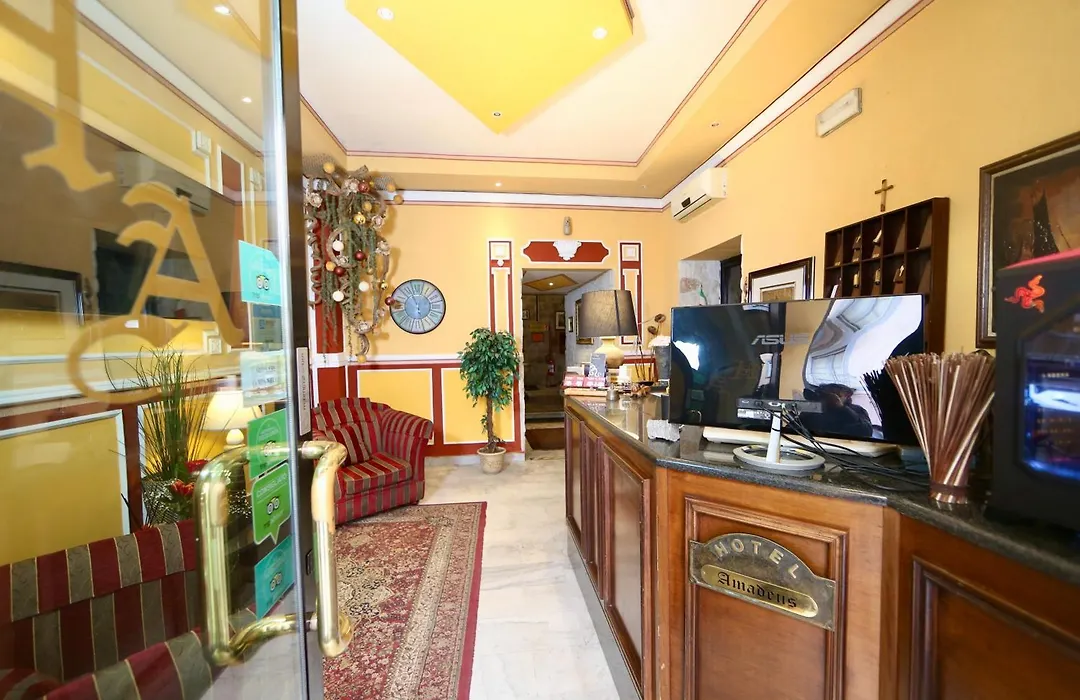 Hotel Amadeus-1