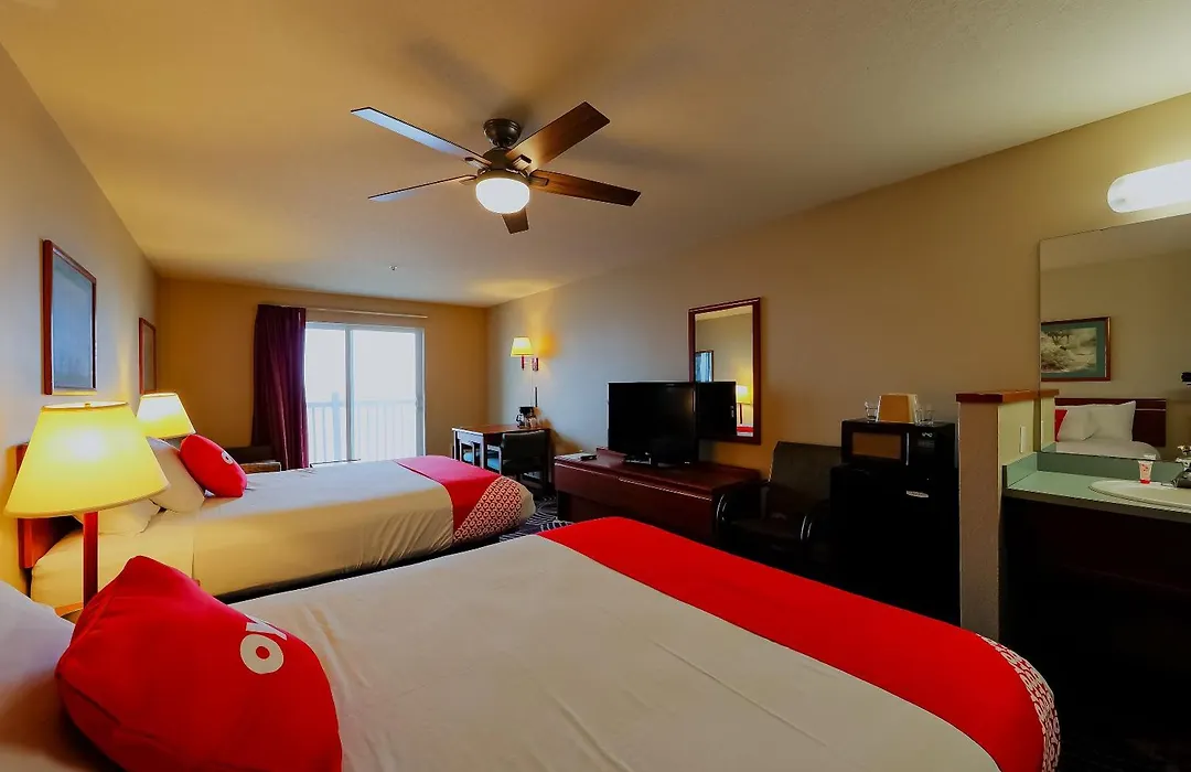 Siletz Bay Beachfront Hotel By Oyo Lincoln City-1