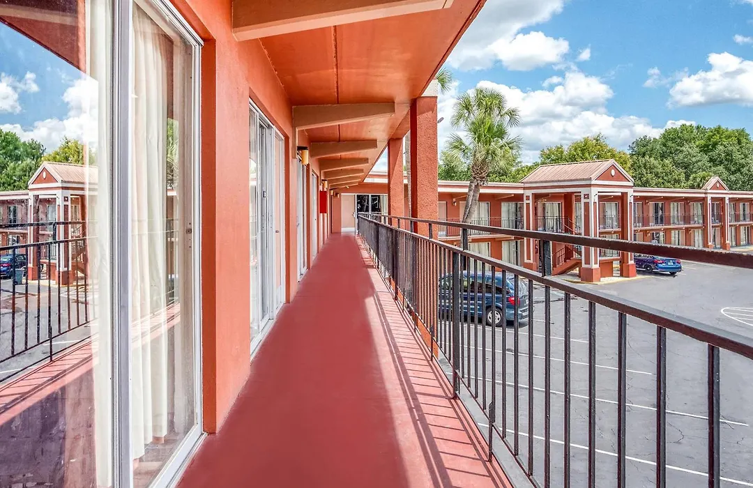 Oyo Hotel Mustang Silver Spring Fl-1