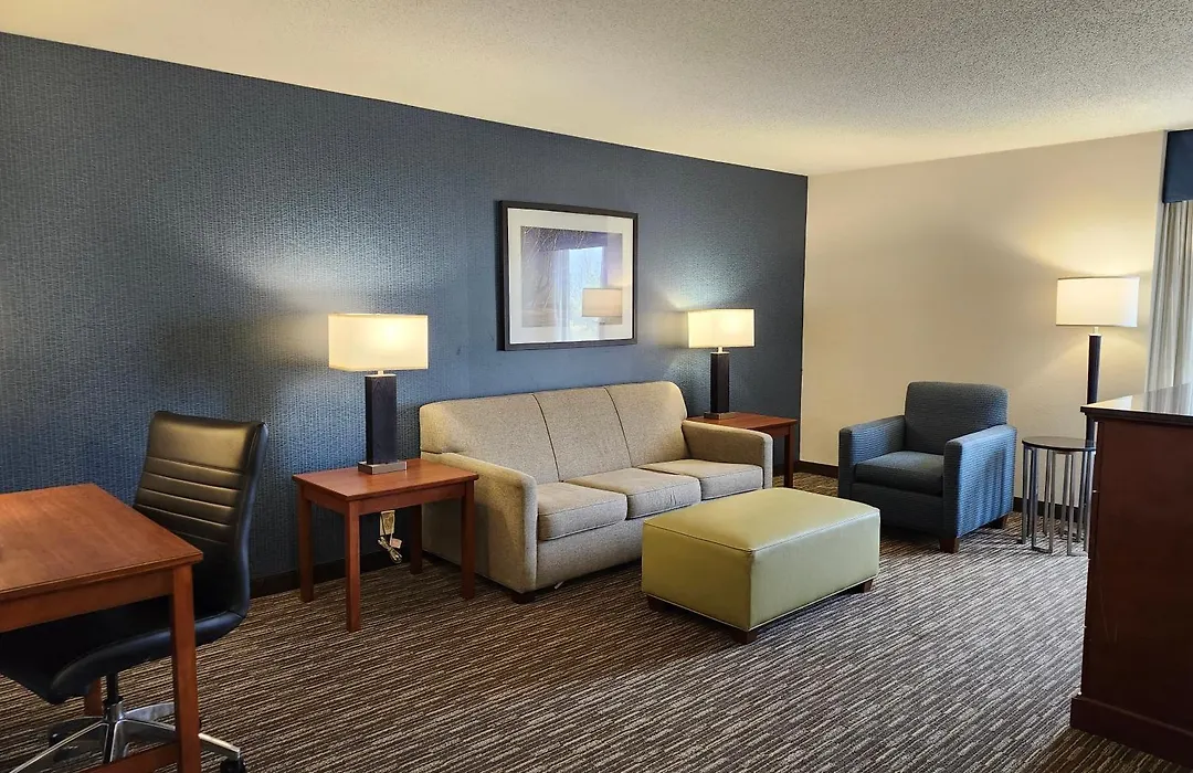Heritage Inn & Suites St Louis Fenton, Trademark By Wyndham-1