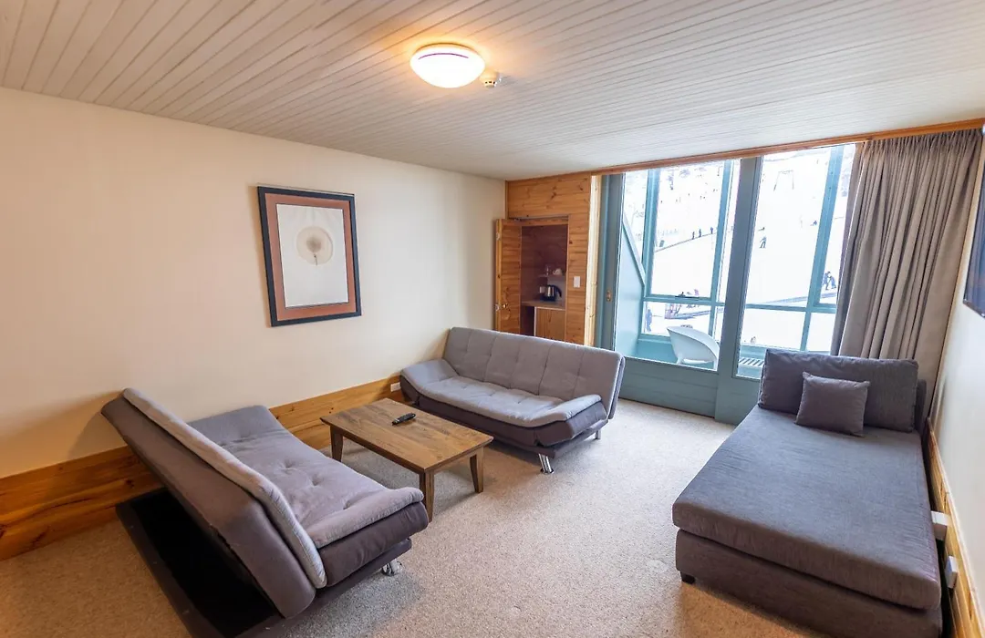 The Perisher Valley Hotel-1