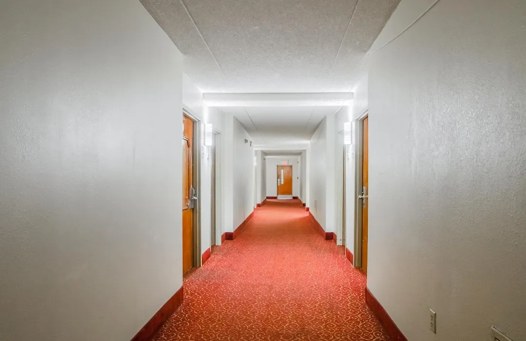 Oyo Hotel Burlington South-1