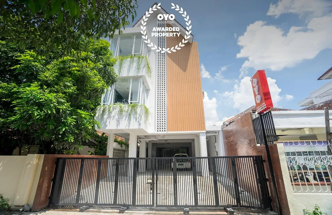 Collection O 2627 Ratamya Co-Living-1