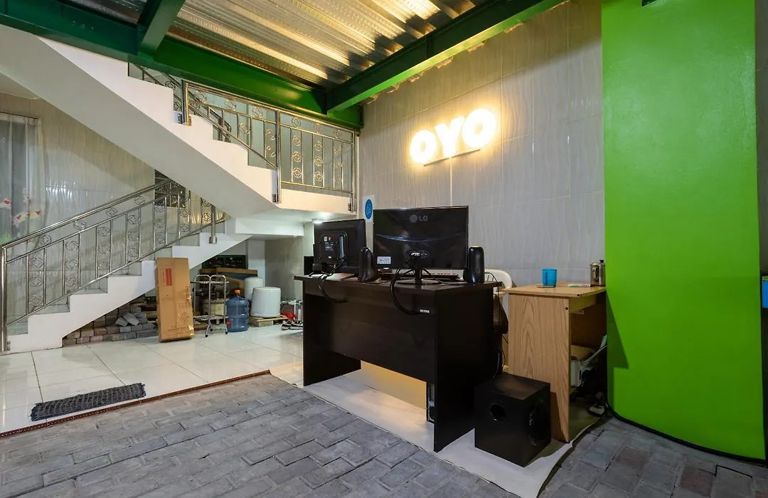 OYO 3284 Pademangan 3 Residence Near RSU Kemayoran-1