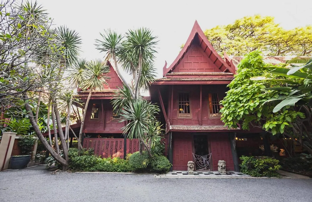 Episode 11 Hostel Sukhumvit-1