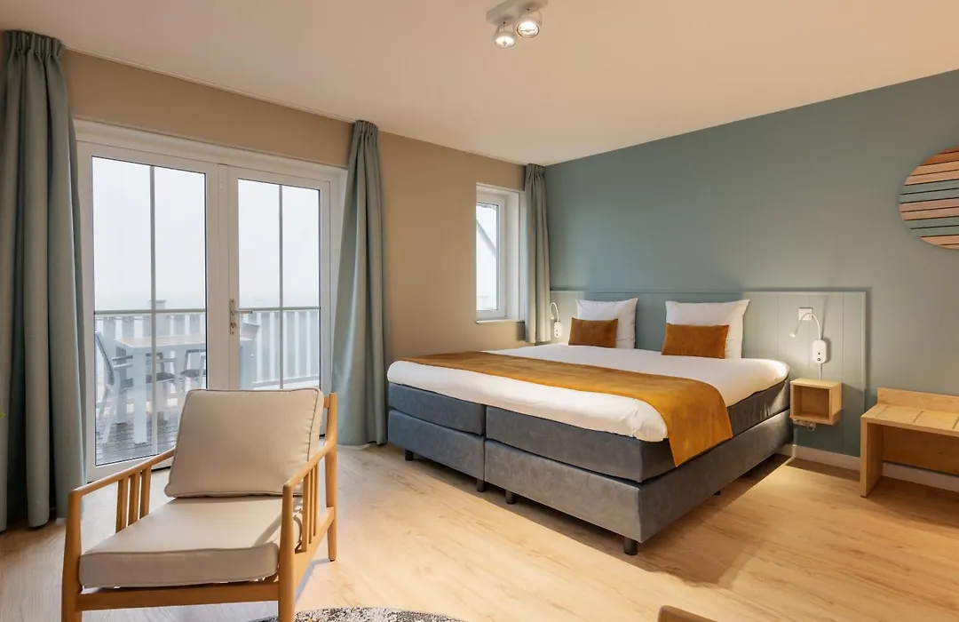 Beachhotel Cape Helius-1