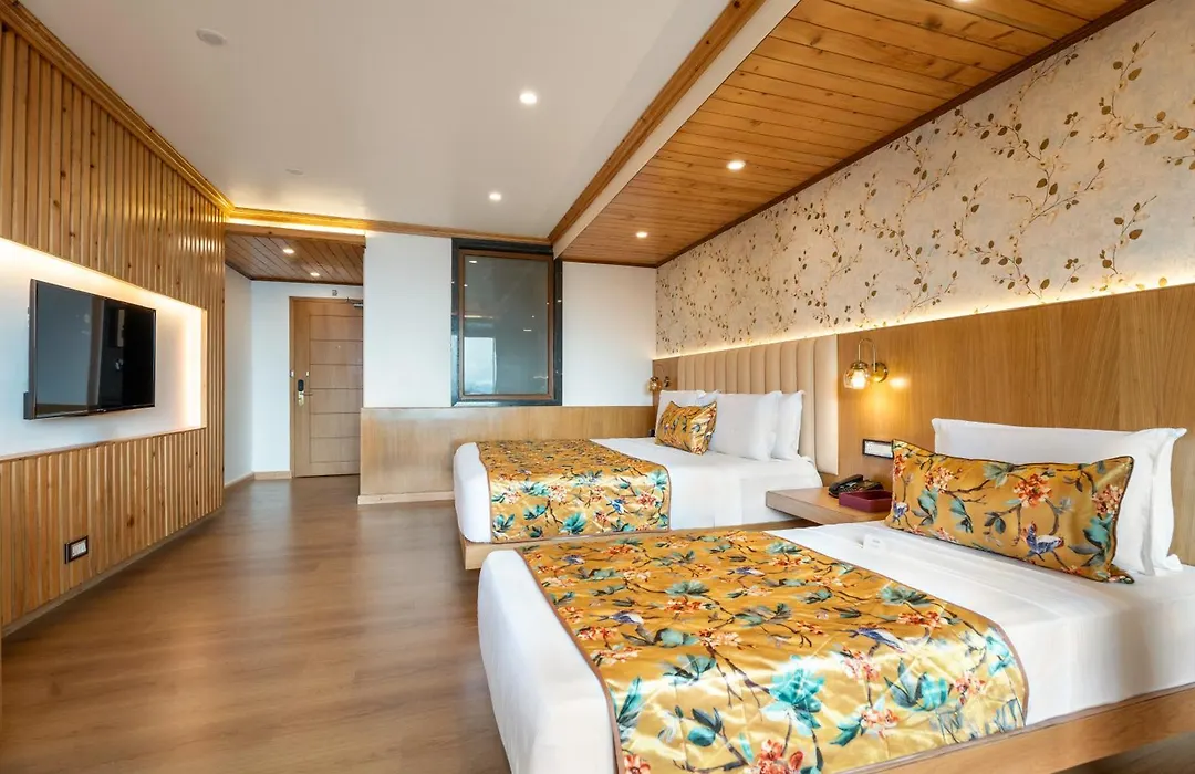Summit Grand Resort & Spa-1