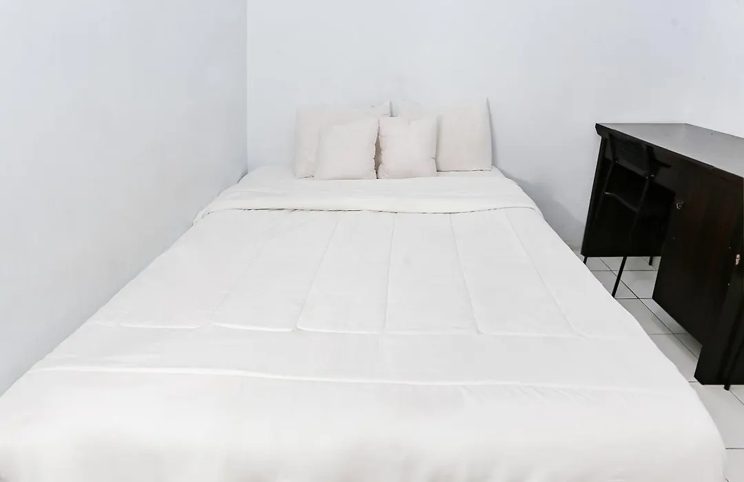 Spot On 93515 Pulo Gebang Guest House-1