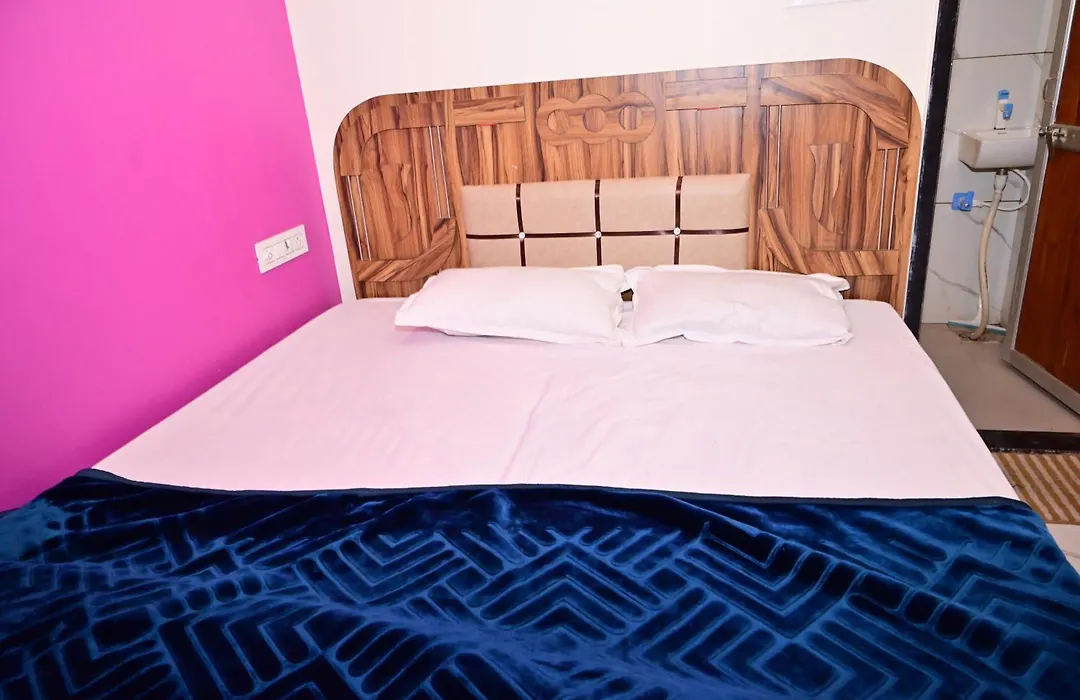 Ram Karsan Hotel-1