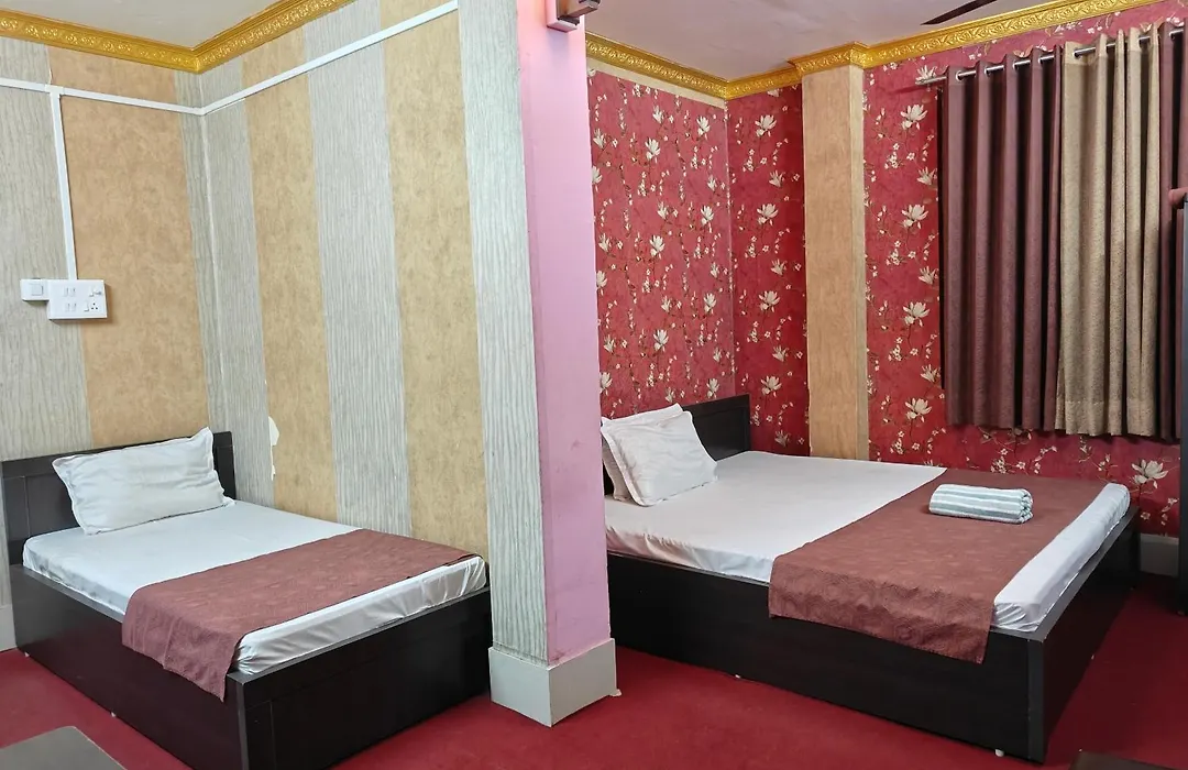 Prashaanti Tourist Lodge And Restaurant-1