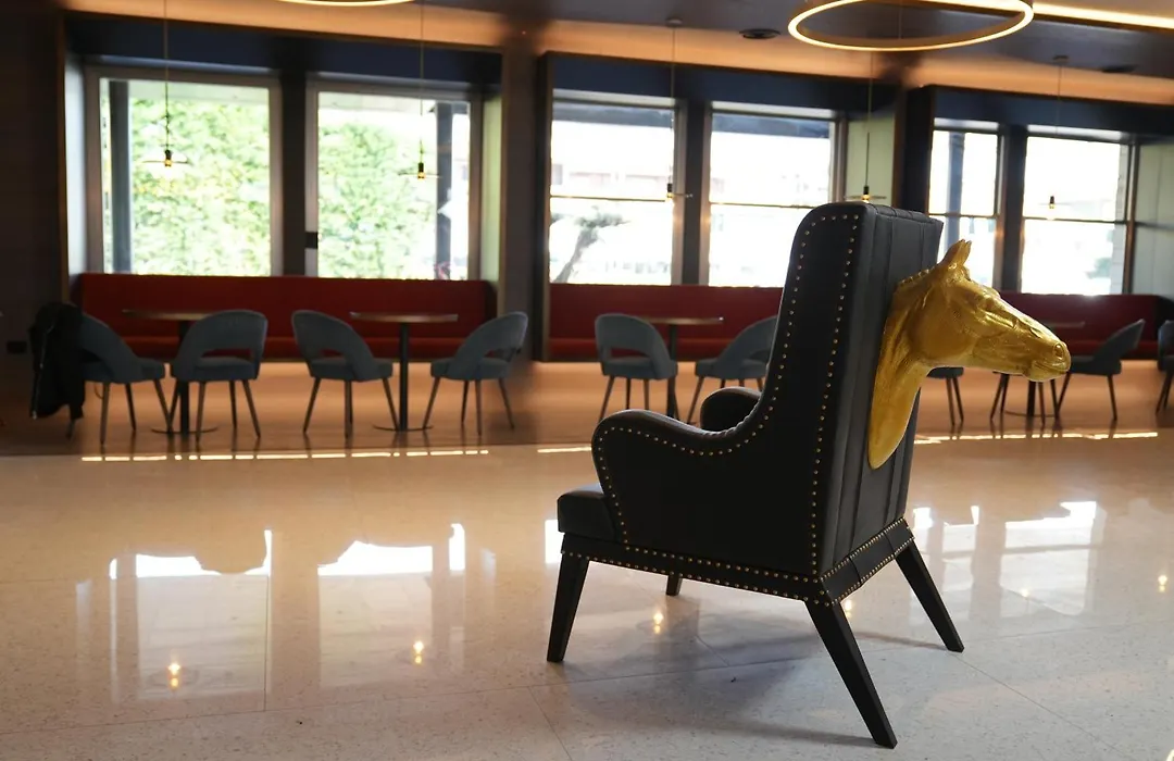 Cavallo Hotel Verona Est-1