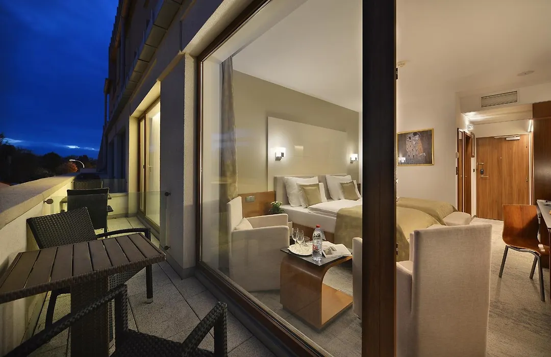 Wellness Hotel Diamant-1