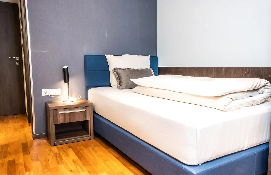 Hotel & Restaurant Knote-1